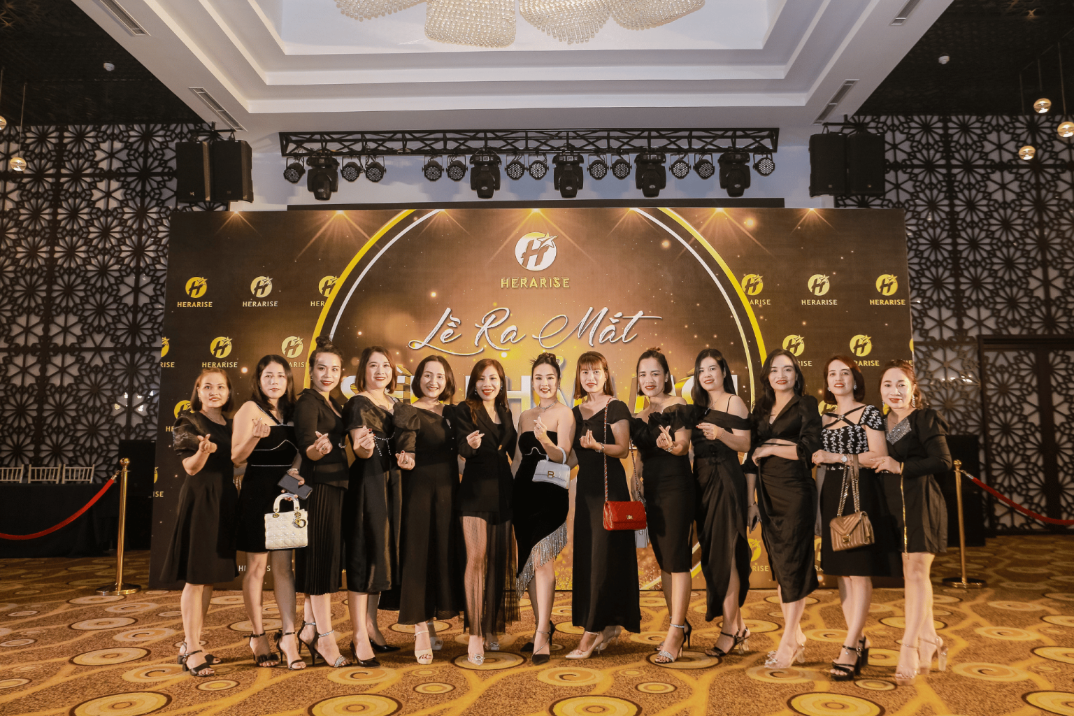 tổ chức sự kiện ra mắt sản phẩm Tuy Hòa